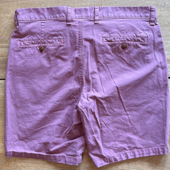 Johnnie-O | 32W | 7" Shorts - Picture 3 of 12